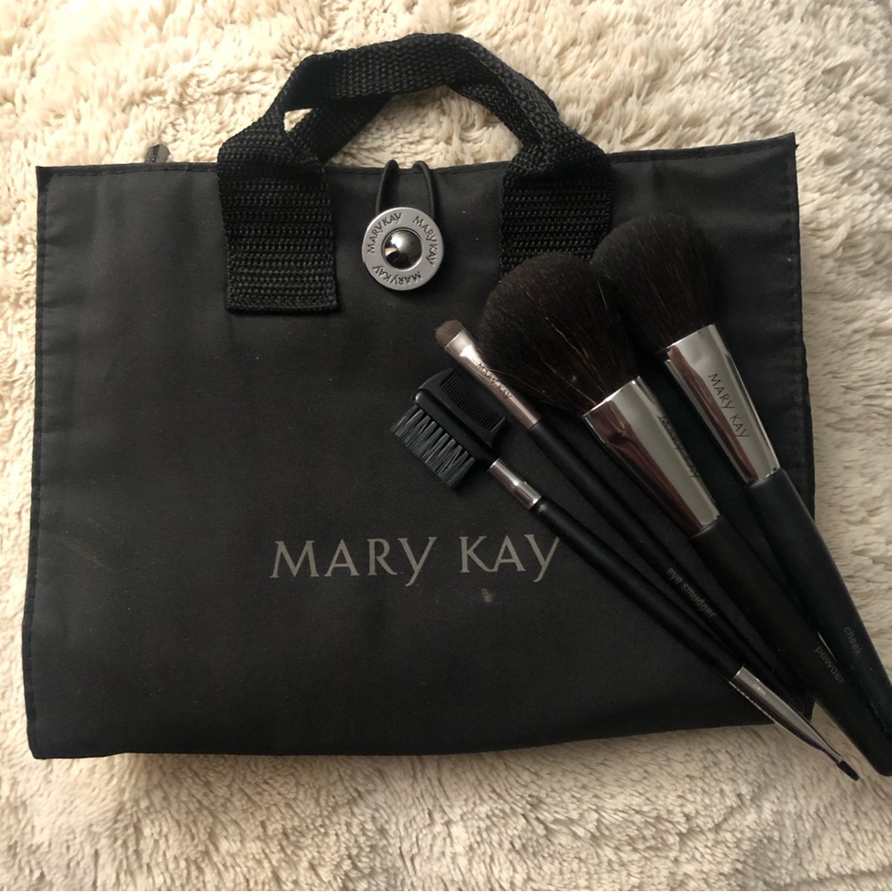 Mary Kay makeup bag and brushes